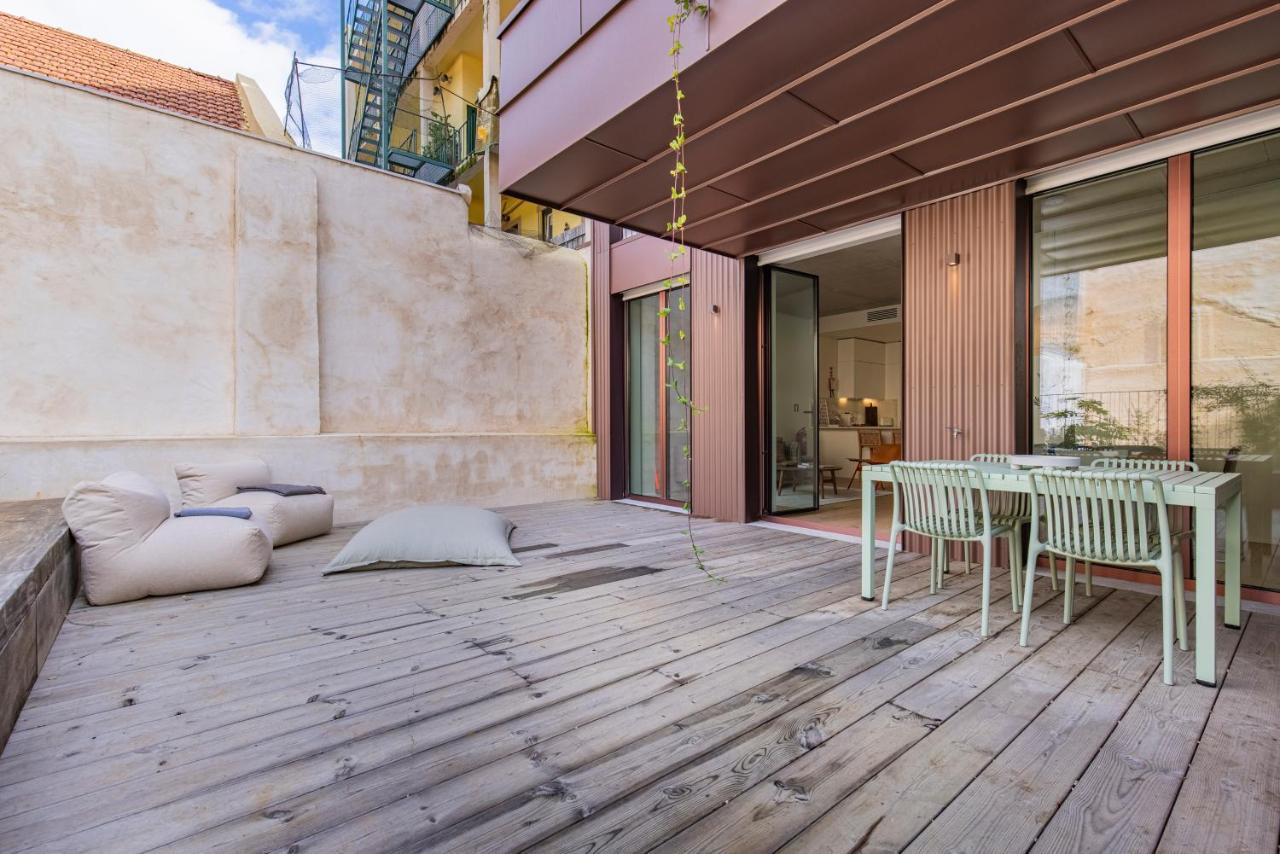Deluxe 2Bdr Apartment W/ Patio By Lovelystay Lisbon Exterior photo
